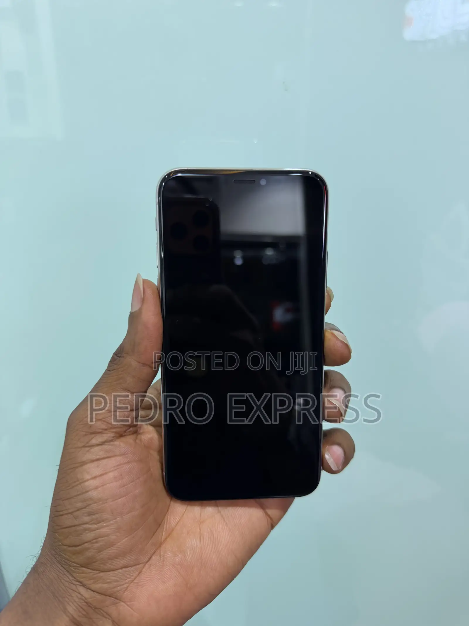 Apple iPhone X 64 GB White
