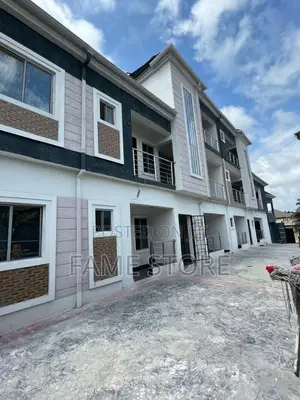 Furnished 9bdrm Penthouse in Sangotedo for sale