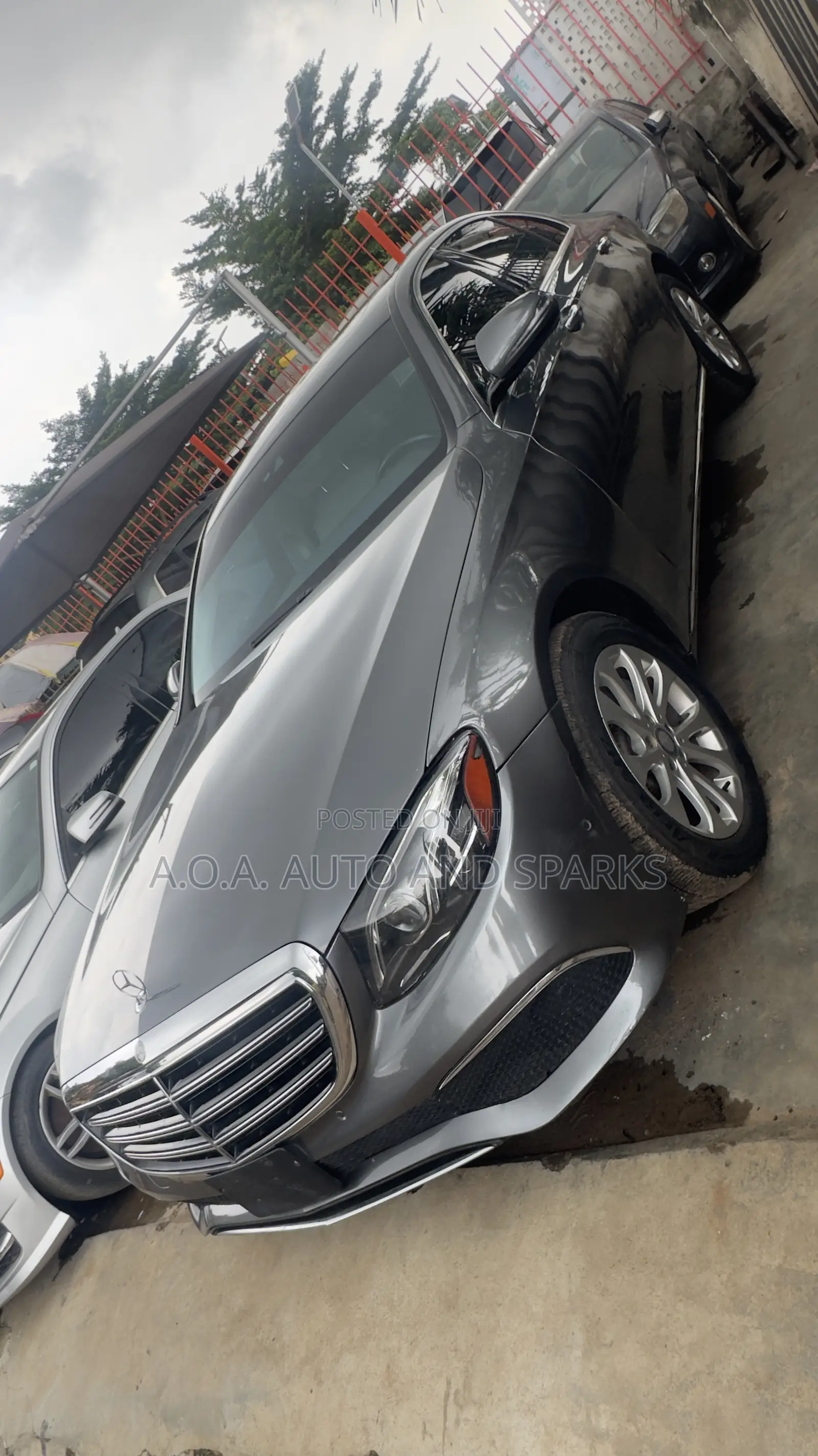 Mercedes-Benz E300 2017 Gray