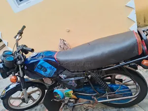 TVS HLX 125 2021 Black