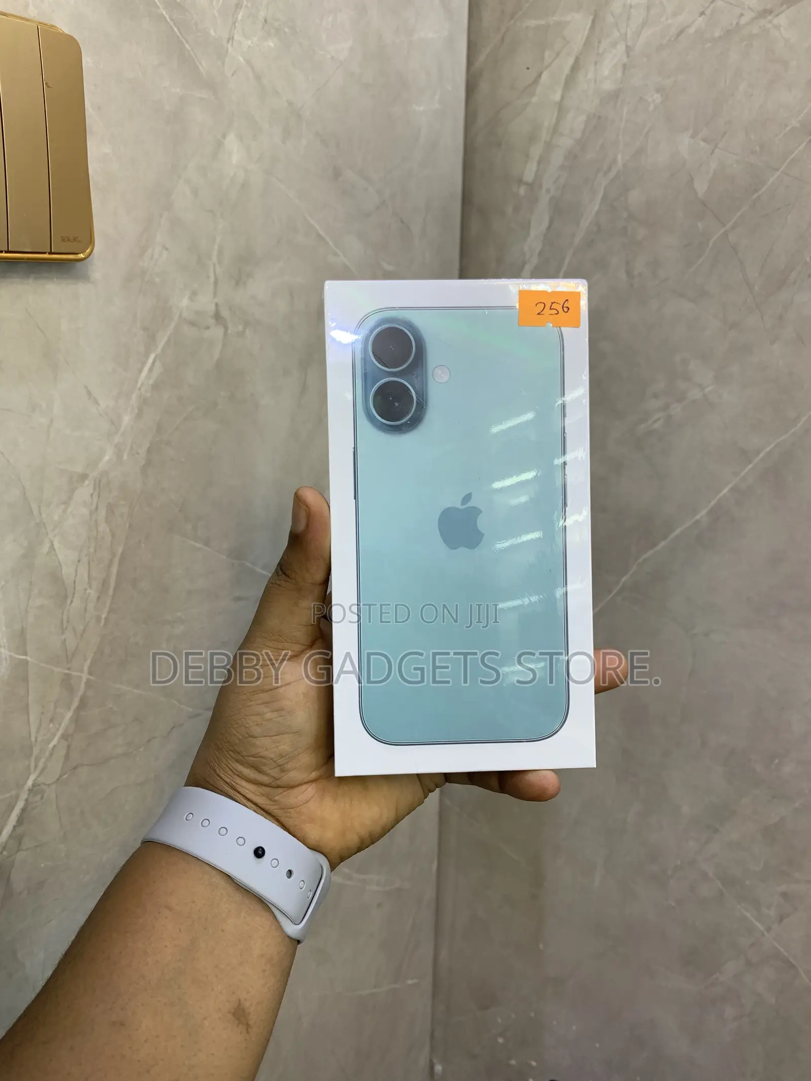 New Apple iPhone 16 256 GB