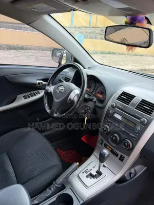 Toyota Corolla 2010 Black