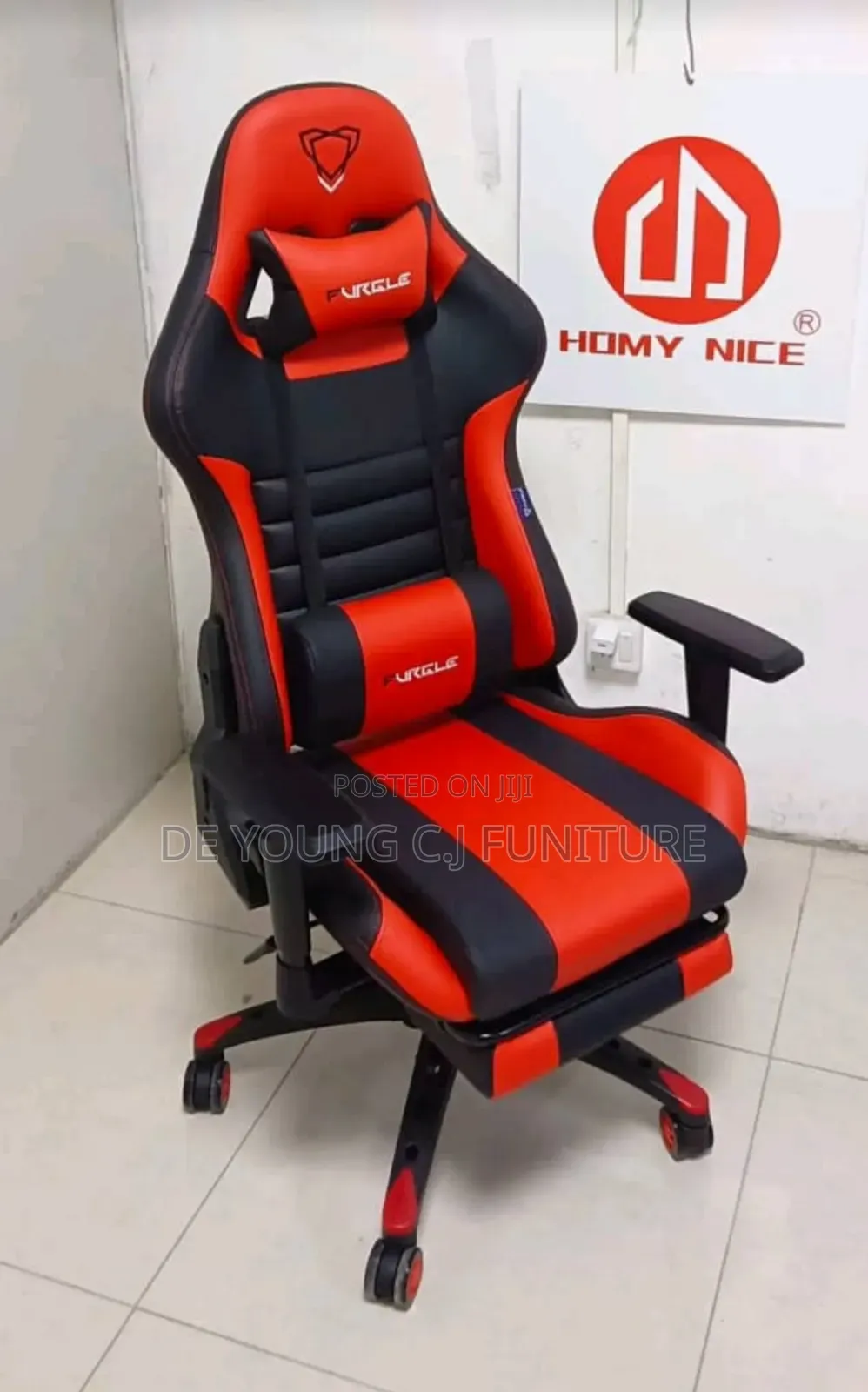 Game Chair or Streaming Chair