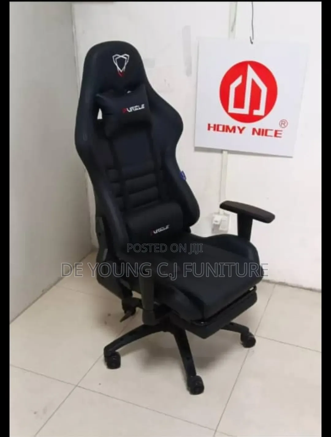 Game Chair or Streaming Chair