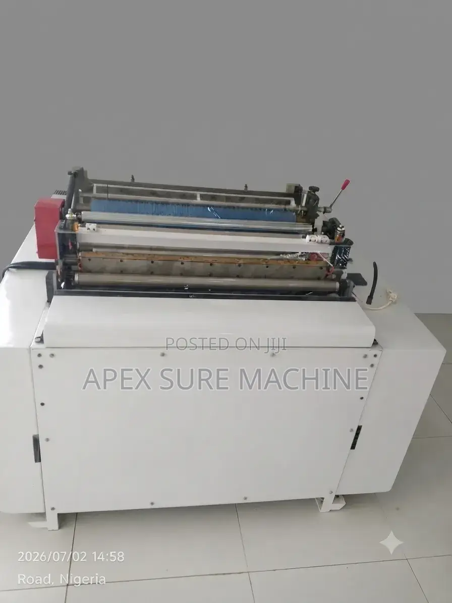 Single-Deck Nylon Bag Cutting and Sealing Machine