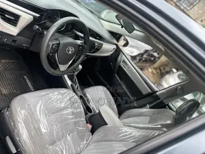 Toyota Corolla 2016 Gray