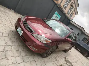 Toyota Camry LE 4dr Sedan (2.4L 4cyl 4A) 2004 Red