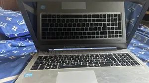 Laptop Asus K56CA 8GB Intel Core i5 HDD+SSD 500GB