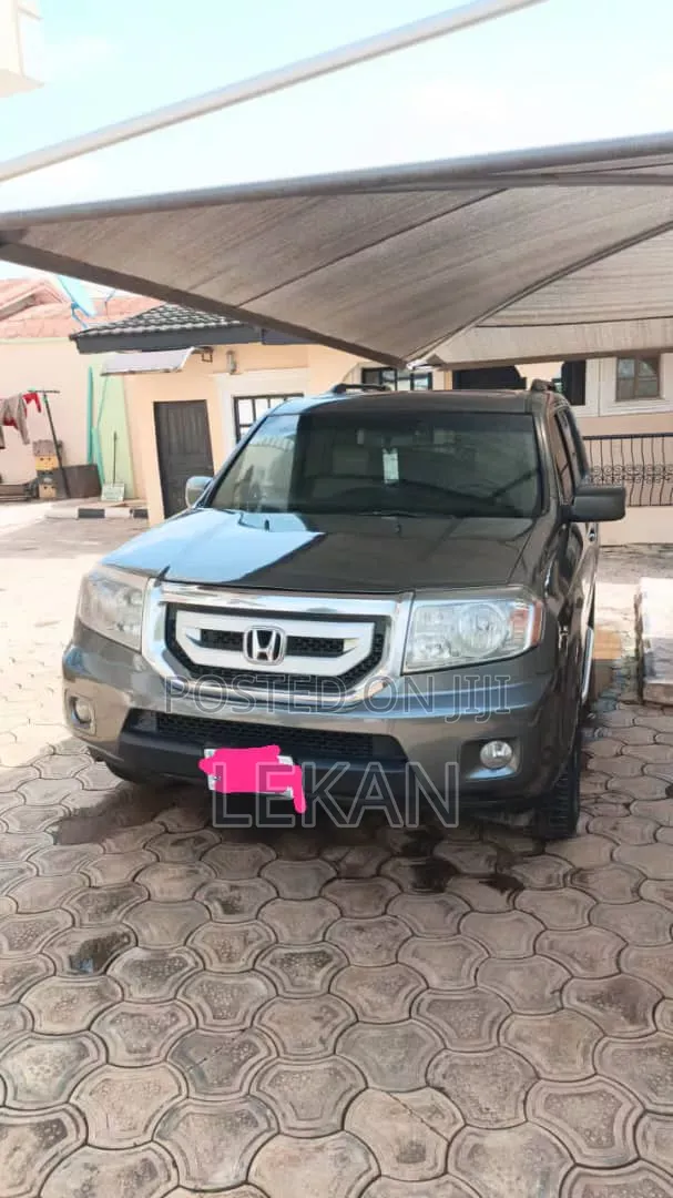 Honda Pilot 2009 Gray