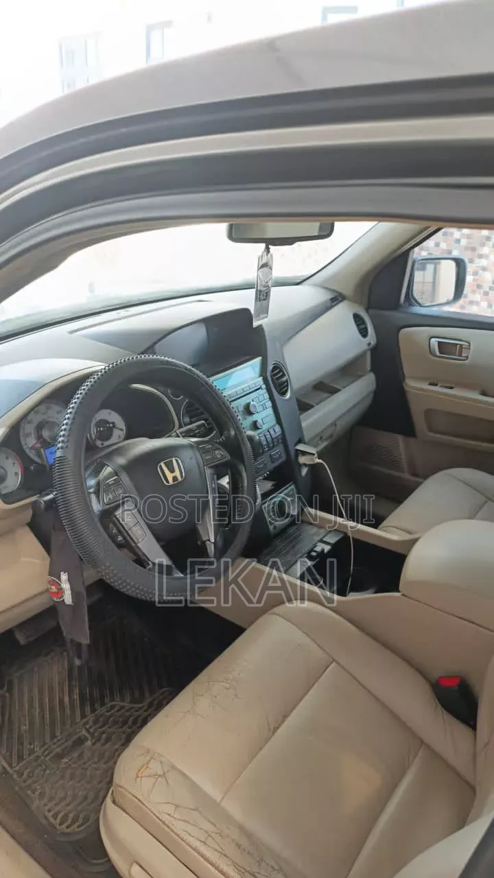 Honda Pilot 2009 Gray