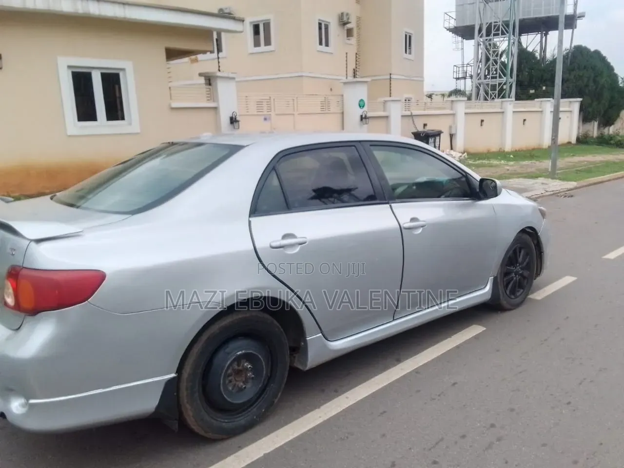 Toyota Corolla 2010 Silver
