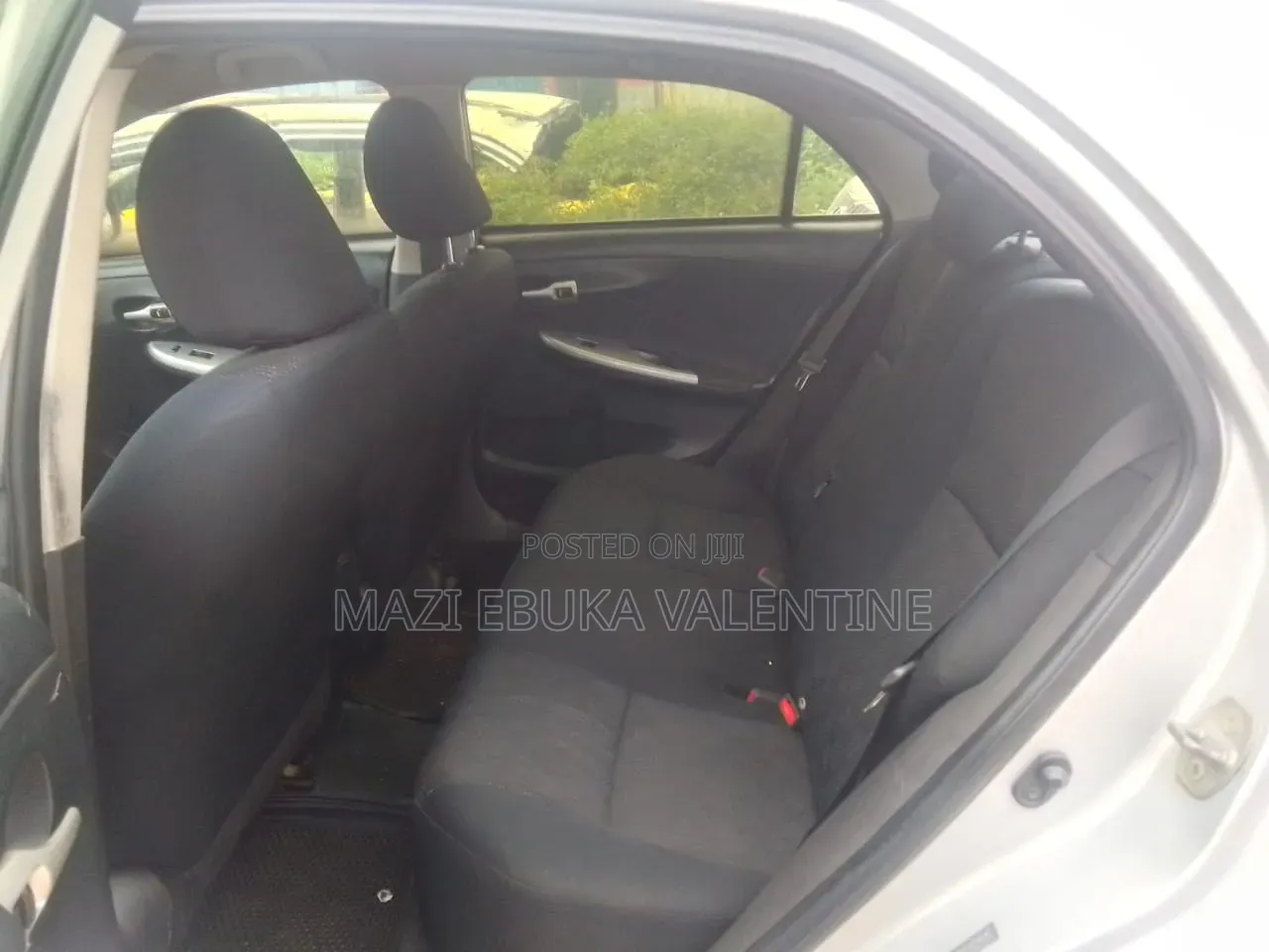 Toyota Corolla 2010 Silver