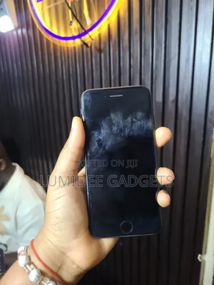 Apple iPhone 8 64 GB Black