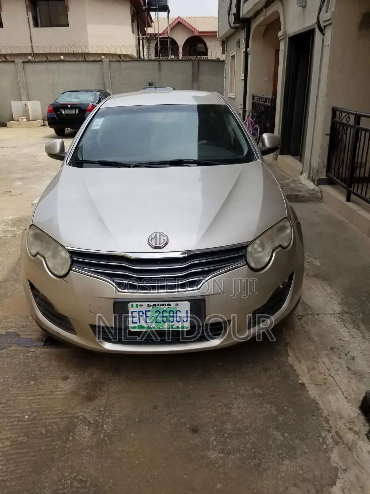 MG 550 2013 Gold