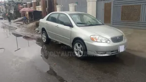 Toyota Corolla 2004 Silver