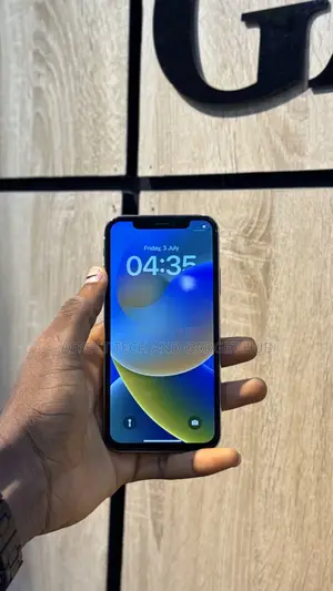 Apple iPhone X 64 GB White