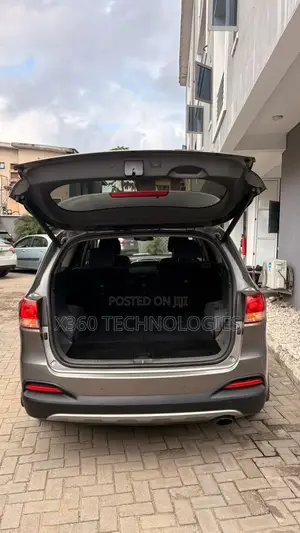 Kia Sorento 4dr SUV 2016 Gray