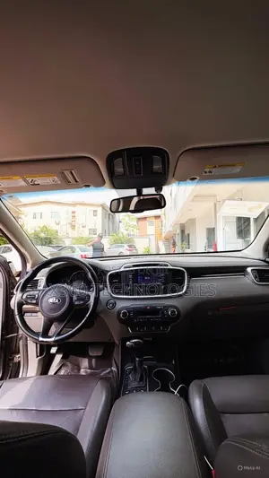 Kia Sorento 4dr SUV 2016 Gray