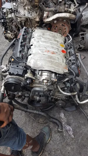Complete Engine and Gearbox for Gm Cameron V8 2018