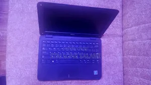 Laptop Dell Latitude 3190 4GB Intel Celeron SSD 60GB