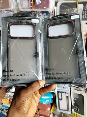 iPhone 17 Pro Max Pouch