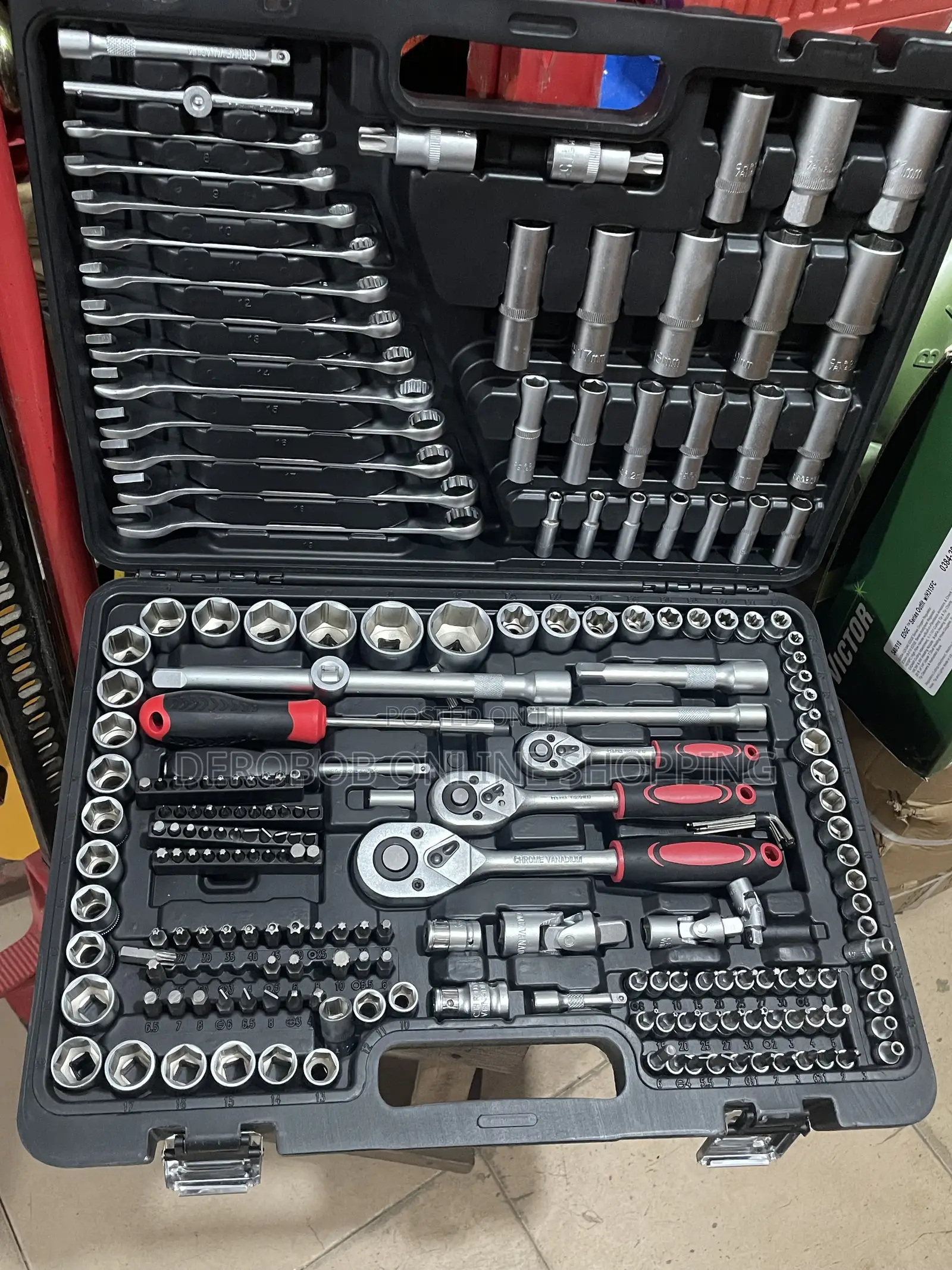 216-Piece Professional Socket Tools Set
