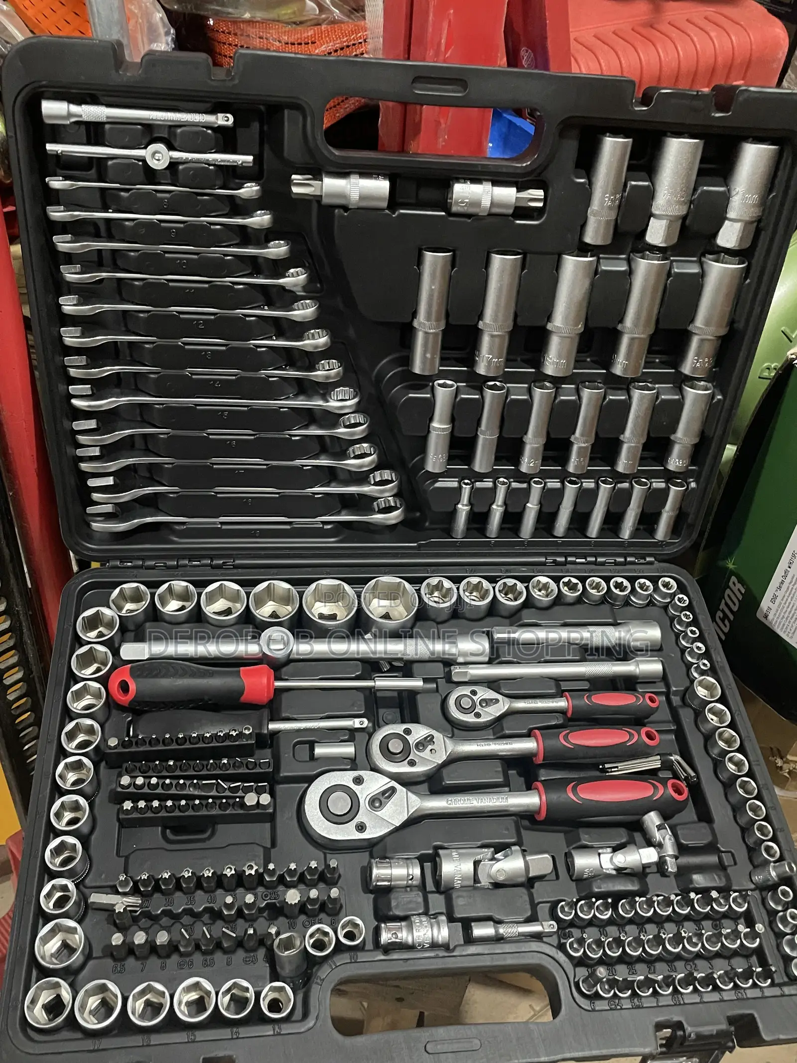 216-Piece Professional Socket Tools Set