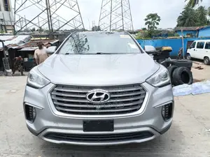 Hyundai Santa Fe 2017 Gray