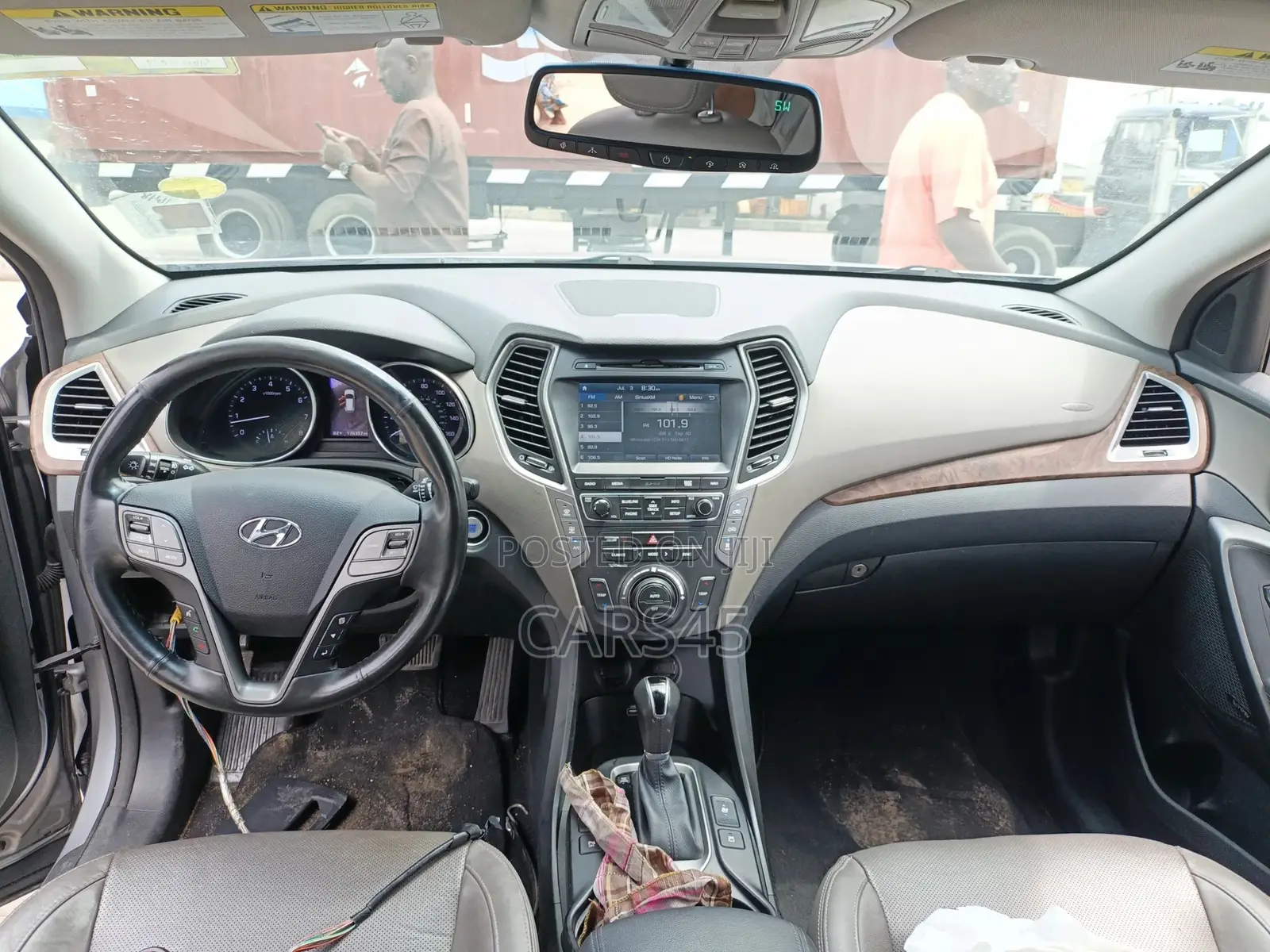 Hyundai Santa Fe 2017 Gray