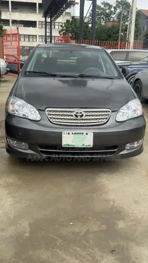 Toyota Corolla 2004 Gray