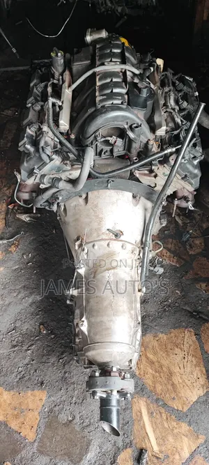 Good Quality Dodge Charger Engine and Gearbox 5.7l V8