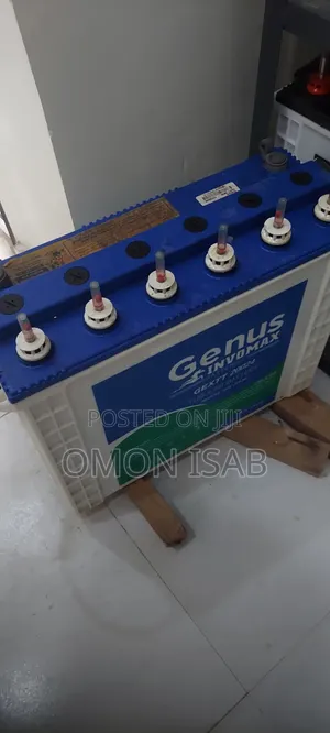 3 Used Genus Tubular Solar Batteries + PWM Controller 60a 200ahms.