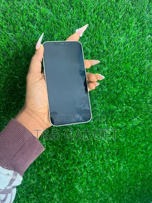 Apple iPhone 12 128 GB White