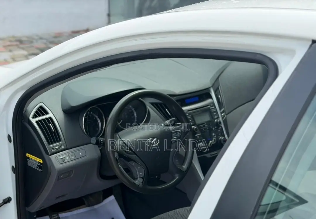 Hyundai Sonata 2013 White