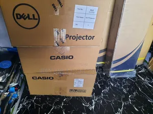 Dell 4000 Lumens Projector Available
