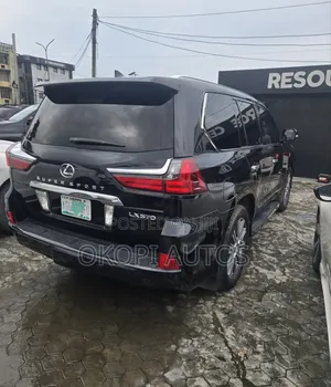 Lexus LX 2017 Black