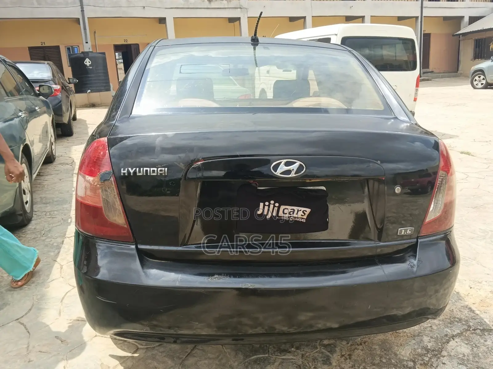 Hyundai Accent 2009 Black