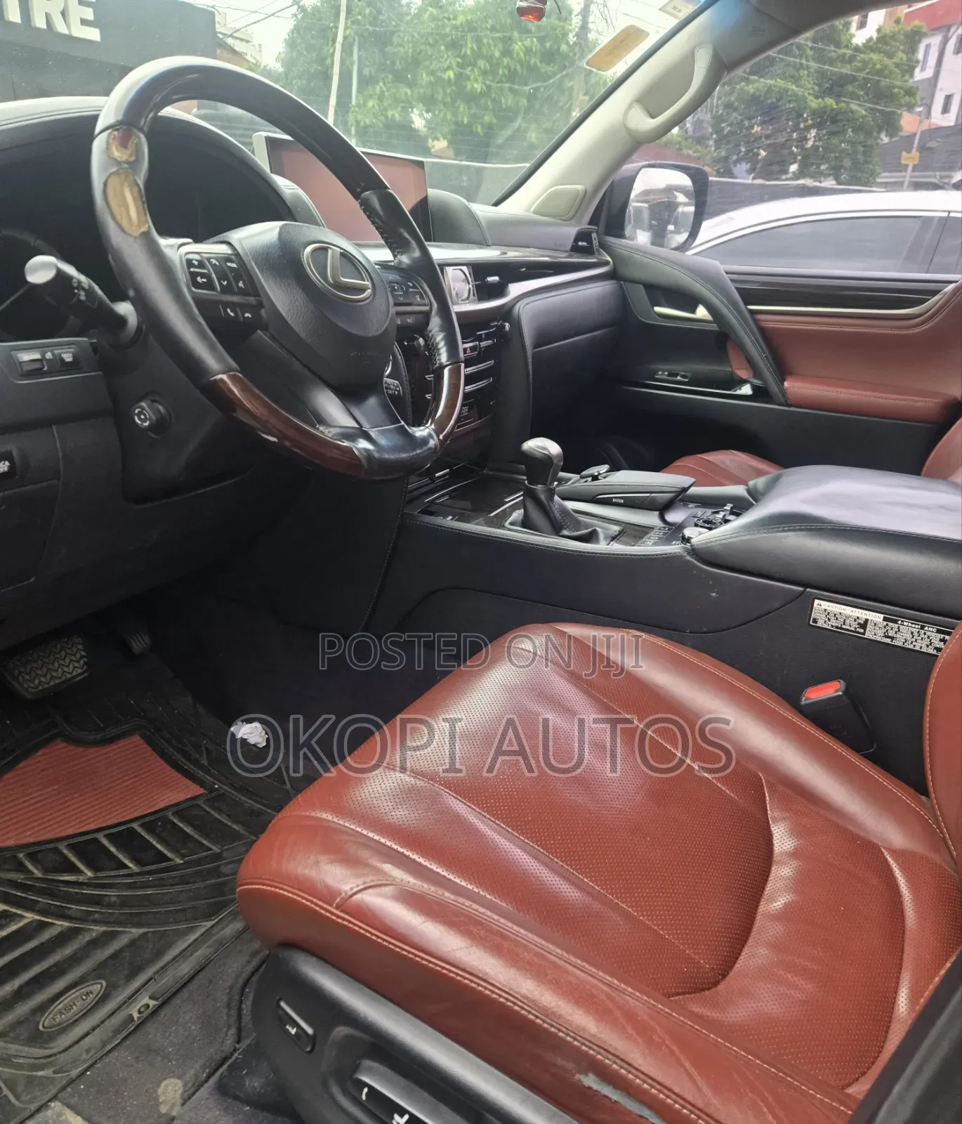 Lexus LX 2017 Black