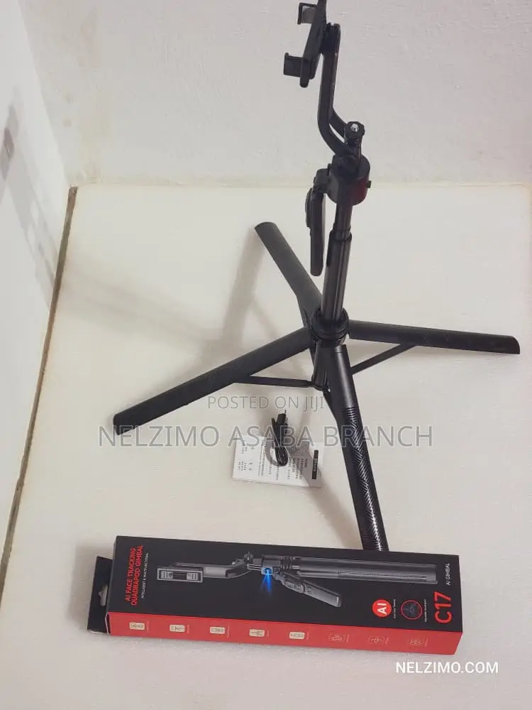 C17 Ai Face Tracking Tripod
