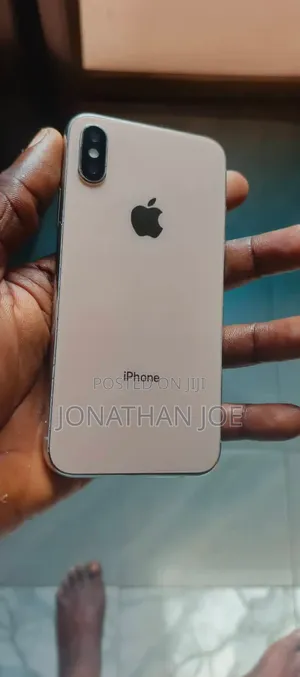 Apple iPhone X 64 GB Gold