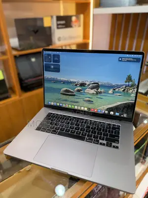Laptop Apple MacBook Pro 2019 64GB Intel Core i9 SSD 512GB
