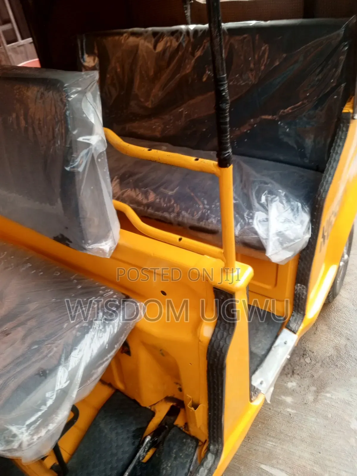 TVS King Deluxe Plus iTouch Start 2023 Yellow