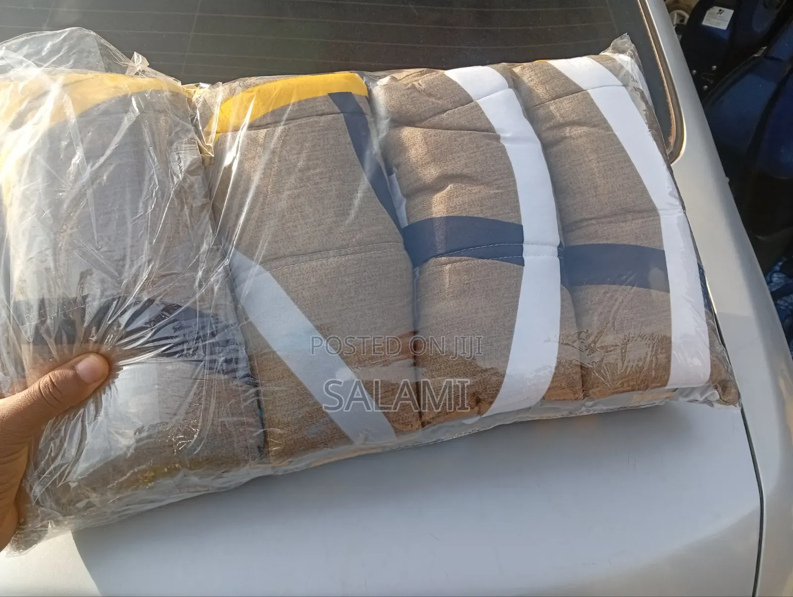Premium Quality Bedsheets With 4 Padded Pillow Cases