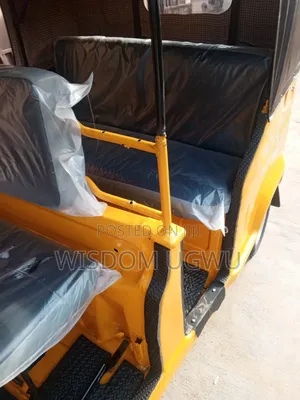 TVS King Deluxe Plus iTouch Start 2022 Yellow