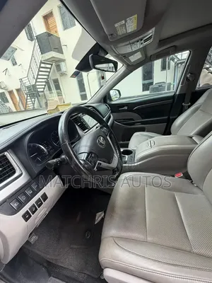 Toyota Highlander 2018 Gray