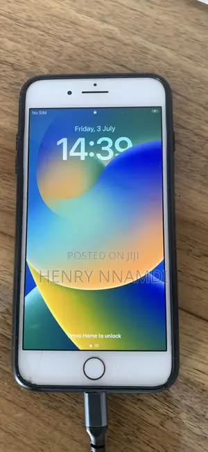 Apple iPhone 8 Plus 64 GB Gold