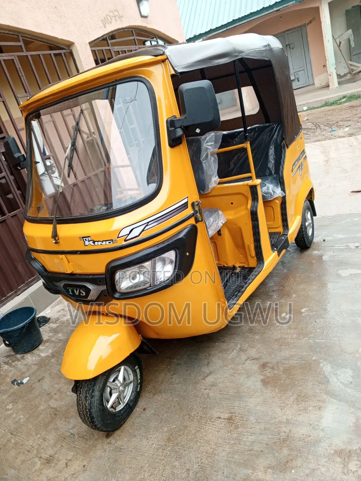 TVS King Deluxe Plus iTouch Start 2023 Yellow
