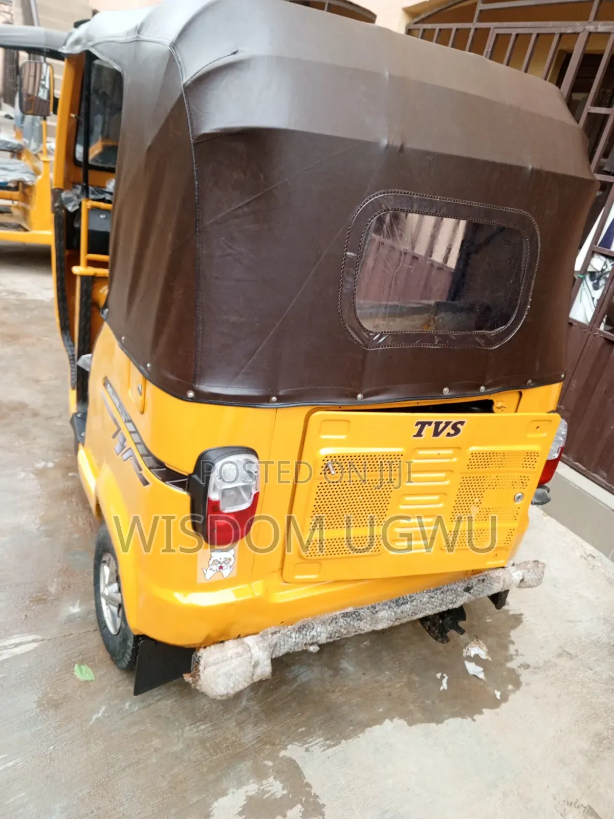 TVS King Deluxe Plus iTouch Start 2023 Yellow