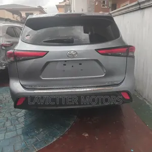 Toyota Highlander 2020 Gray