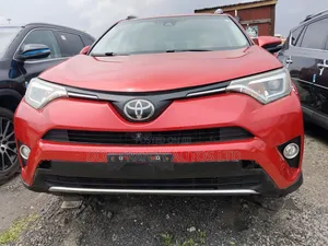 Toyota RAV4 2017 Red